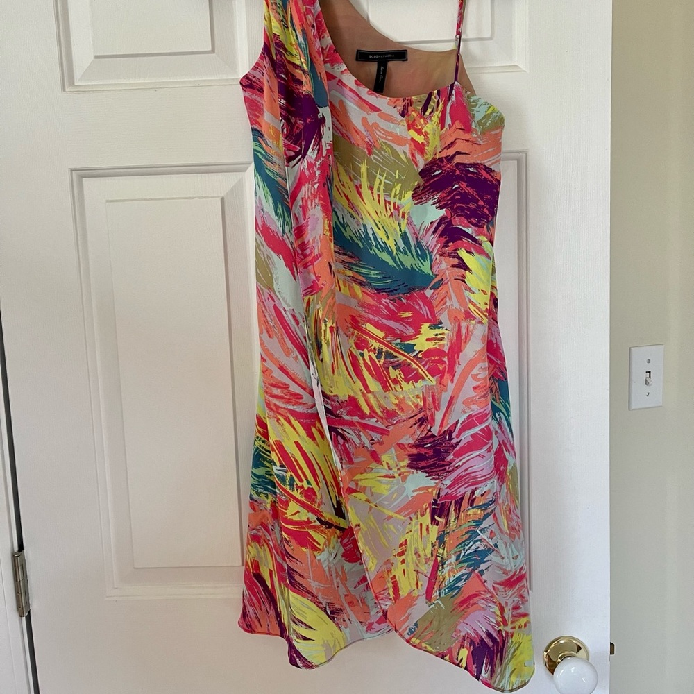 BCBGMaxAzria One-Shoulder Sheath Dress – Size 4 – Bright Abstract Print